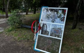 метален баскетболен кош падна игрище пълно деца кметицата красно село влезе обяснителен режим