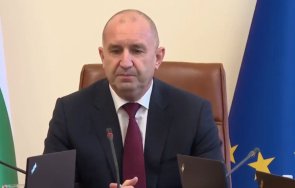 извънредно радев сложи спекулациите става майчинството пенсиите видео