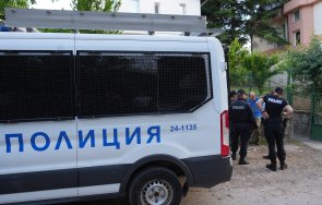 сдвр удари високотехнологична наркооранжерия канабис дилър опита избяга удари коли полицията снимки