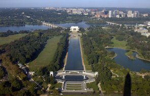 тръмп шестима арестувани щети водното огледало мемориала линкълн