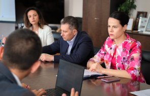 министър ивкова искаме стабилно здравеопазване задържим младите кадри реални решения