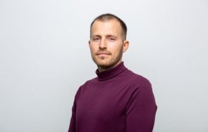 искрен митев депутатската банка ппдб право касовото апаратче дарик