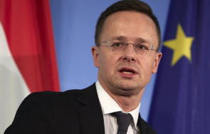 унгария започна разследване връзките петер сиярто русия