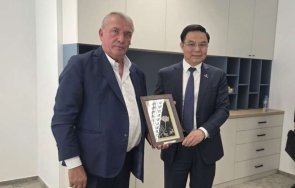среща булатом ръководството петровиетнам