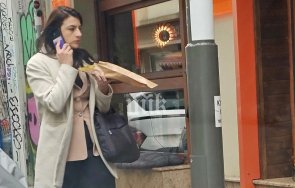 фалшификаторката подписи лена бориславова регистрира либерално нпо борещо правосъдие вижте скандални лица влизат снимка