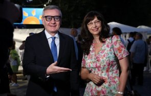 започнаха празниците изкуствата аполония фестивалът продължи септември