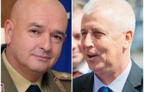 мълния политолог вкара имената двама генерали професори президентската битка