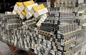 откриха 125 000 къса контрабандни цигари куфари капитан андреево