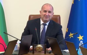 какъв лапсус допусна премиерът радев разсмя всички министри видео