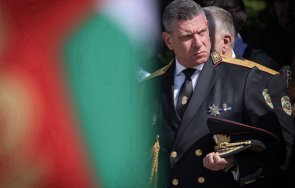 божинката конкуренция нова кариера кандев предлагат изборите води комедиен подкаст видео
