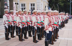 години авиобаза безмер отбелязват ямбол