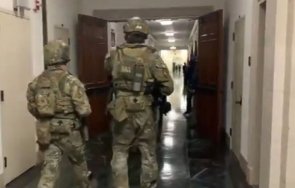 специални части фбр влязоха сградата капитолия вашингтон