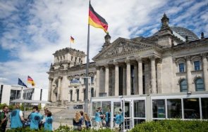 германската полиция усили охраната бундестага щурма капитолия