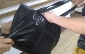 разкриха две жени ограбили старица парк