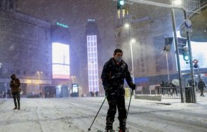 конвои доставят ваксини храни откъснатите снежната буря райони испания