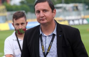 шеф ботев отсече оставам клуба