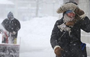Обилен снеговалеж причини смъртта на 11 души в планински район