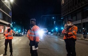 празнуващи нелегално глобени 750 евро белгия