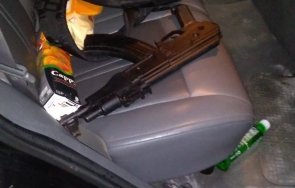 прокуратурата велико търново спипа местен незаконно държане огнестрелно оръжие калашников снимки