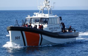 сблъскаха лодки гръцката турската брегова охрана