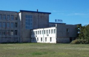 стабилизираха болницата каварна намесата министър ангелов