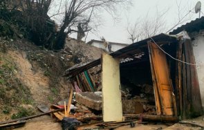 циганите помляната свлачище къща смолян викали телефона умряха всички идвайте пълно загинали