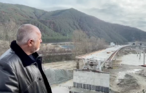 извънредно пик борисов инспектира изграждането магистрала струма жълтите павета лесно коментираш никога нищо построил видео