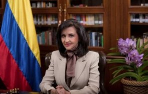 външният министър колумбия коронавирус