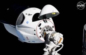 отложиха връщането кораба дракон мъск земята