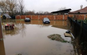 обявиха дневно бедствено положение петърч