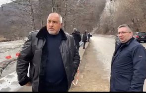 първо пик борисов инспекция разрушен път наводненята вече пуснат двудневната денонощна работа видео обновена