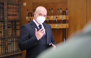 ген мутафчийски разкри причини ваксинира пръв вма