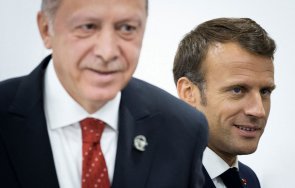 макрон стопля отношенията турция прати писмо ердоган