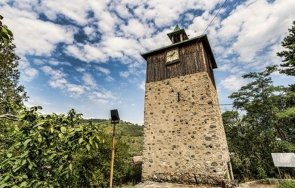 започва реставрация часовниковата кула дупница