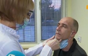 пловдив започнаха изследванията антигенни тестове covid учителите