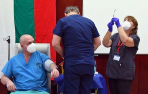 първо пик ген мутафчийски медиците вма получиха втора ваксина covid видео обновена
