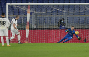 блестящ гълъбинов гол рома специя срази гранда купата италия