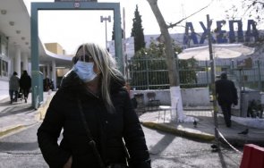 облекчават част противоепидемичните мерки гърция