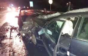 извънредно тежка верижна катастрофа блокира пътя софия кулата ранени снимки