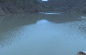 разчистиха напълно плаващото сметище река искър