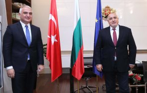 първо пик борисов среща турския министър културата туризма българия подкрепя диалога анкара