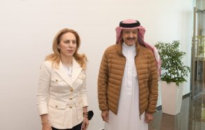 вицепремиерът марияна николова срещна министъра космонавтиката саудитска арабия изпрати специални поздрави премиера борисов