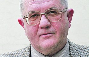 тъжна вест отиде поетът журналист добромир пелов