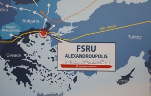 ройтерс българия получава гръцкия терминал втечнен природен газ