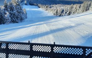 страхотен сняг мальовица комплексът пусна всички ски писти