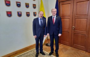 генералният консул одеса обсъди новия губернатор областта откриването българското училище града