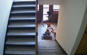крачка заснеха крадла детска количка столичния квартал хаджи димитър