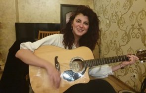 малката дъщеря прегазената созопол юлия плаща дълга