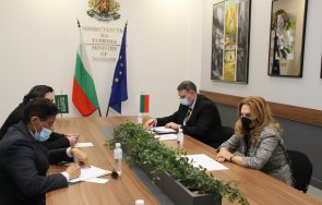 вицепремиерът марияна николова разговаря посланика саудитска арабия