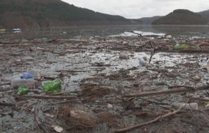 плаващо сметище образува язовир кърджали